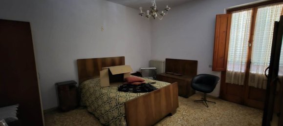 4 rooms House in Pistoia, Italy No. 222306 9