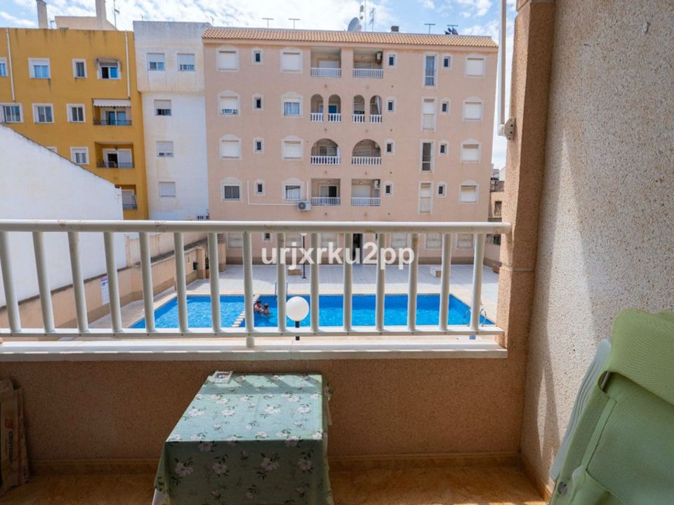 2 bedrooms Apartment in Torrevieja, Spain No. 165050