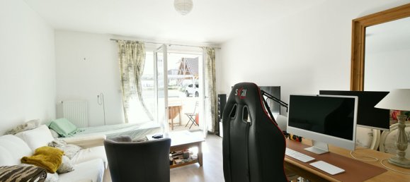 1 bedroom Apartment in La Chapelle-en-Serval, France No. 239941 5