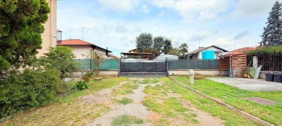 Villa de 10 habitaciónes en Samarate, Italy No. 334225 12