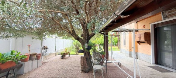 Villa de 10 habitaciónes en Samarate, Italy No. 334225 10