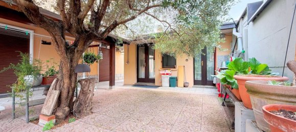 Villa de 10 habitaciónes en Samarate, Italy No. 334225 26