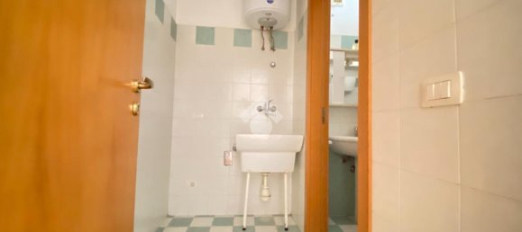 3 rooms Apartment in Lecce, Italy No. 7382 9