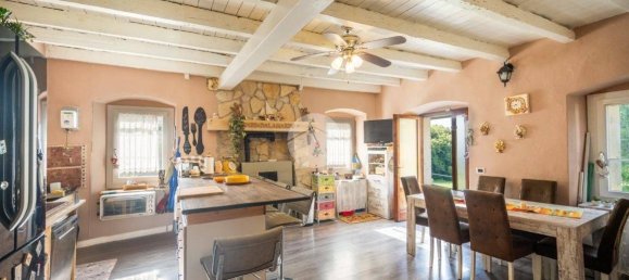 3 Schlafzimmer Haus in Verona, Italy, Nr. 360615 5