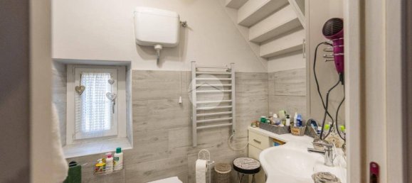 3 Schlafzimmer Haus in Verona, Italy, Nr. 360615 8