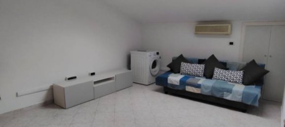 1 bedroom Apartment in Carsoli, Italy No. 33794 3