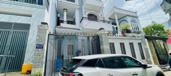 119m² House in District 7, Vietnam No. 7313 4