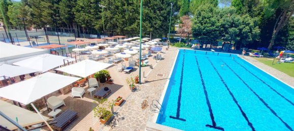 7 rooms Commercial property in Barberino Tavarnelle, Italy No. 165751 2