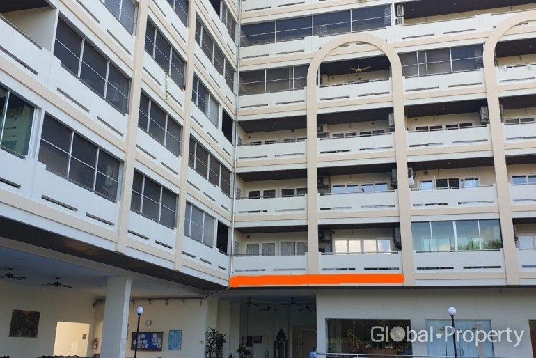 2 bedrooms Condo in Pattaya, Thailand No. 11653