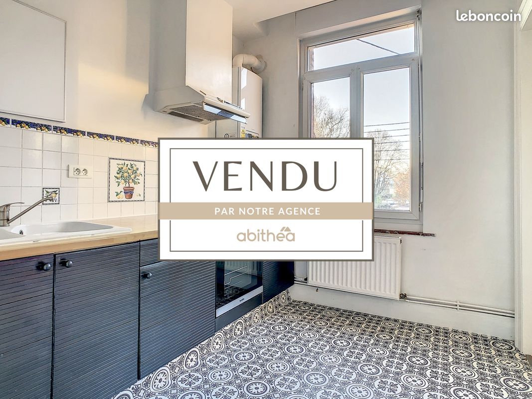 3 bedrooms Apartment in Arras, France No. 78980