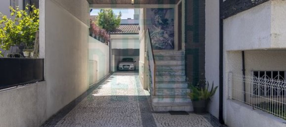 5 bedrooms House in Ermesinde, Portugal No. 112399 48