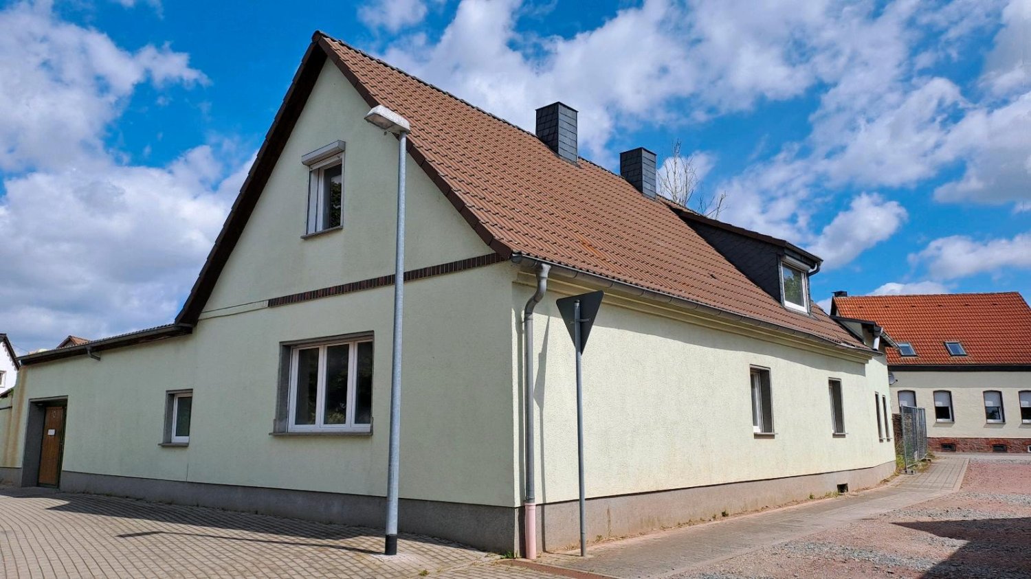 5غرفة تاون هاوس في Anhalt-Bitterfeld, Germany رقم 218931