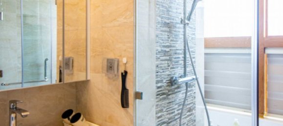 3 bedrooms Apartment in District 1, Vietnam No. 18400 23