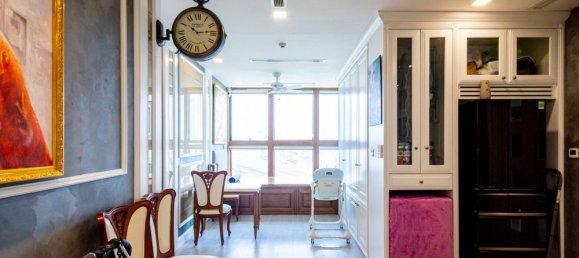 3 bedrooms Apartment in District 1, Vietnam No. 18400 4