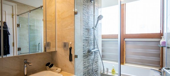 3 bedrooms Apartment in District 1, Vietnam No. 18400 24