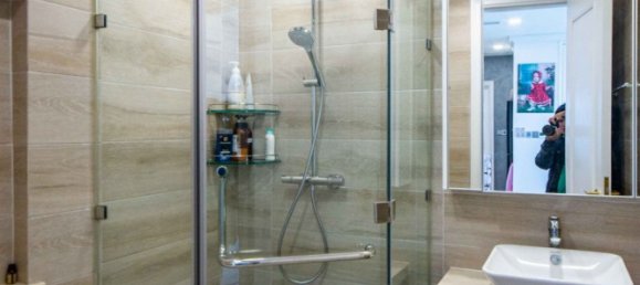 3 bedrooms Apartment in District 1, Vietnam No. 18400 9