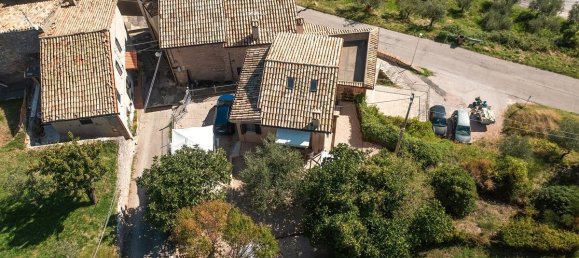 2 Schlafzimmer Haus in Giano dell'Umbria, Italy, Nr. 329534 38