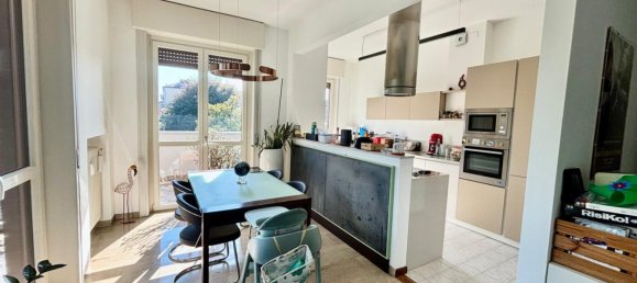 2 bedrooms Apartment in Bergamo, Italy No. 304161 6