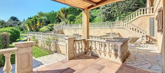 5 bedrooms Villa in Saint-Laurent-du-Var, France No. 285926 2