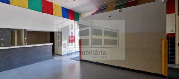 991m² Warehouse in Loures, Portugal No. 188874 14