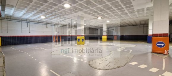 991m² Warehouse in Loures, Portugal No. 188874 28