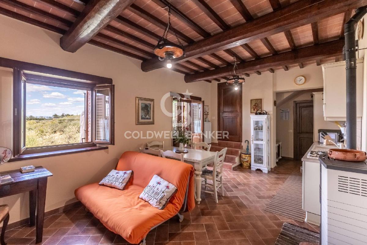 3 bedrooms House in Città della Pieve, Italy No. 332533