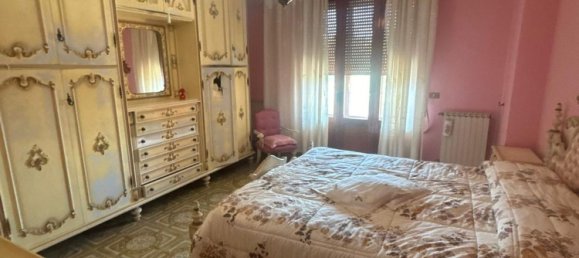 4 Schlafzimmer Wohnung in Comacchio, Italy, Nr. 371081 4