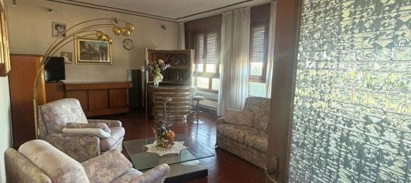 4 Schlafzimmer Wohnung in Comacchio, Italy, Nr. 371081 19