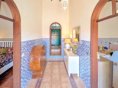 Casa de 5 dormitorios en Sao Bras de Alportel, Portugal No. 171068