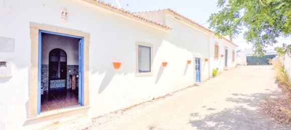 Casa de 5 dormitorios en Sao Bras de Alportel, Portugal No. 171068 2