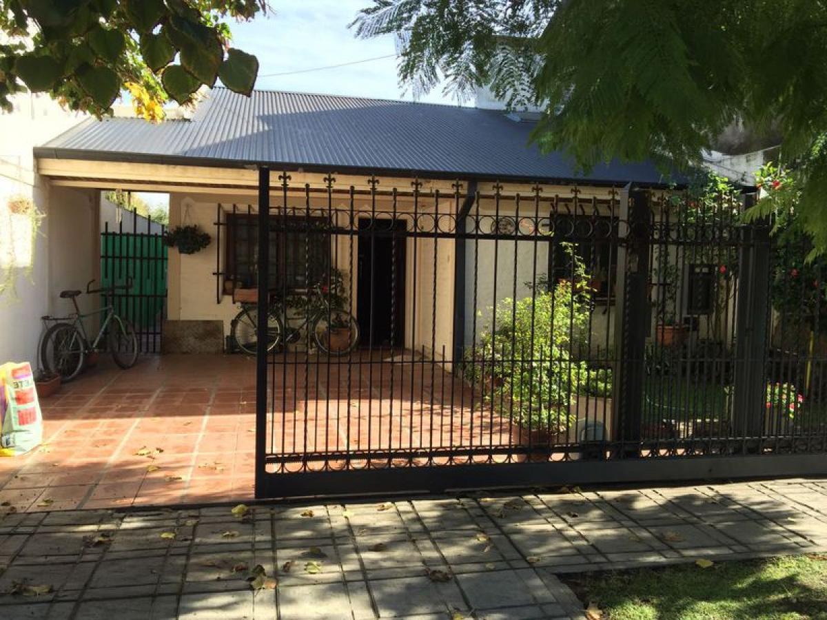 2 bedrooms House in Ituzaingo, Argentina No. 6896