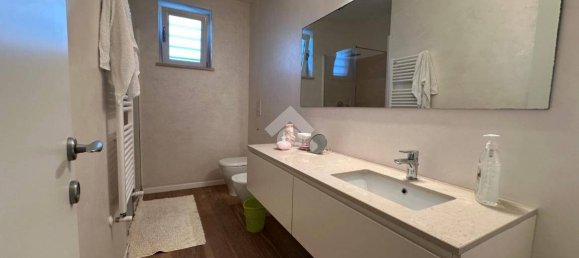 2 bedrooms Apartment in Bari, Italy No. 153100 15