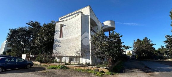 2 bedrooms Apartment in Bari, Italy No. 153100 31