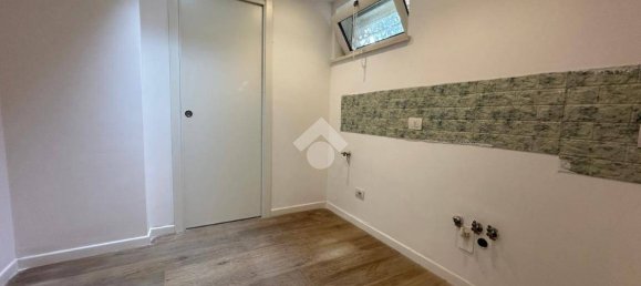 2 bedrooms Apartment in Bari, Italy No. 153100 11