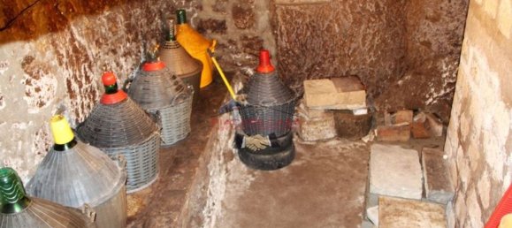 9 rooms House in Orvieto, Italy No. 47356 16