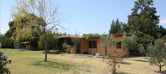 4 bedrooms Villa in Thermaic Gulf, Greece No. 6637 4