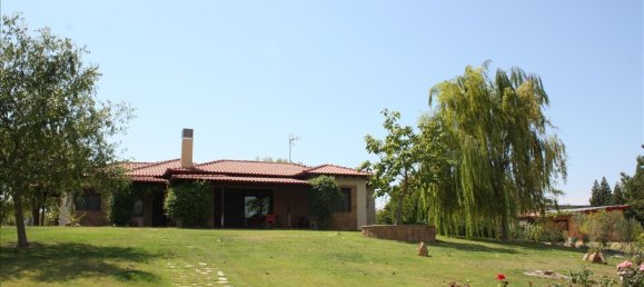 4 bedrooms Villa in Thermaic Gulf, Greece No. 6637 2