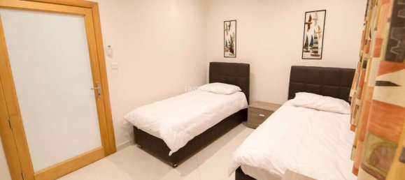 Квартира с 3 спальнями в Сан-Пауль-иль-Бахар, Мальта № 10733 3