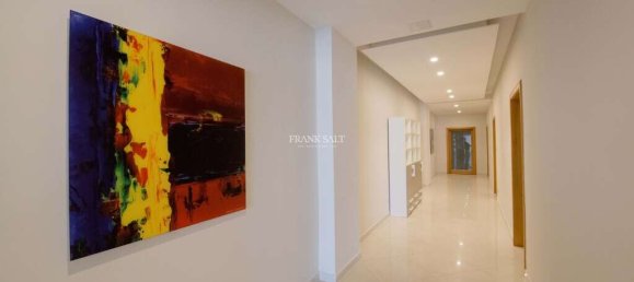 Квартира с 3 спальнями в Сан-Пауль-иль-Бахар, Мальта № 10733 14