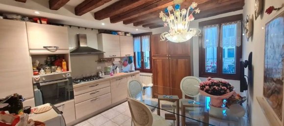 5-Zimmer Wohnung in Venice, Italy, Nr. 288536 2