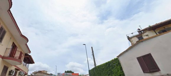 Apartamento de 2 dormitorios en Naples, Italy No. 97563 3