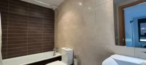 Квартира с 3 спальнями в Лерида, Испания № 173244 15