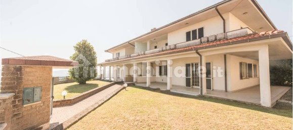 5-salle Bâtiment à Rosciano, Italy No. 271319 7