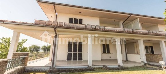 5-salle Bâtiment à Rosciano, Italy No. 271319 3