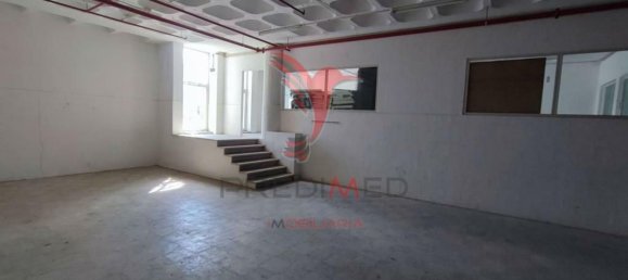 3000m² Warehouse in Loures, Portugal No. 85301 3