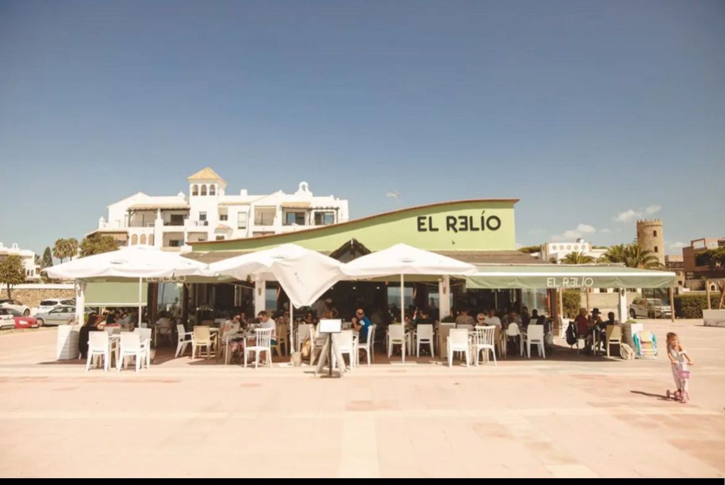  Garage in La Barrosa, Spain No. 163602