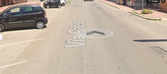 2 bedrooms Apartment in Taranto, Italy No. 189263 2