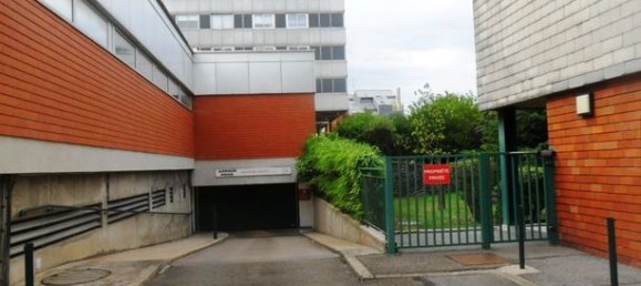  Parking in Vandoeuvre-les-Nancy, France No. 311488 4