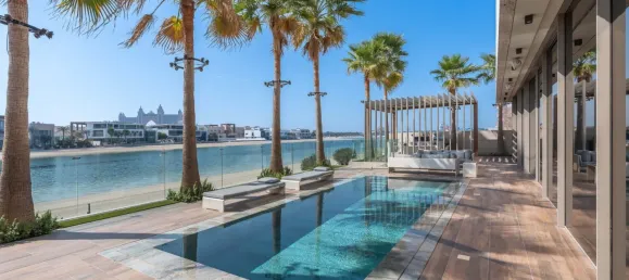 4 bedrooms Warehouse in Palm Jumeirah, UAE No. 105848 11