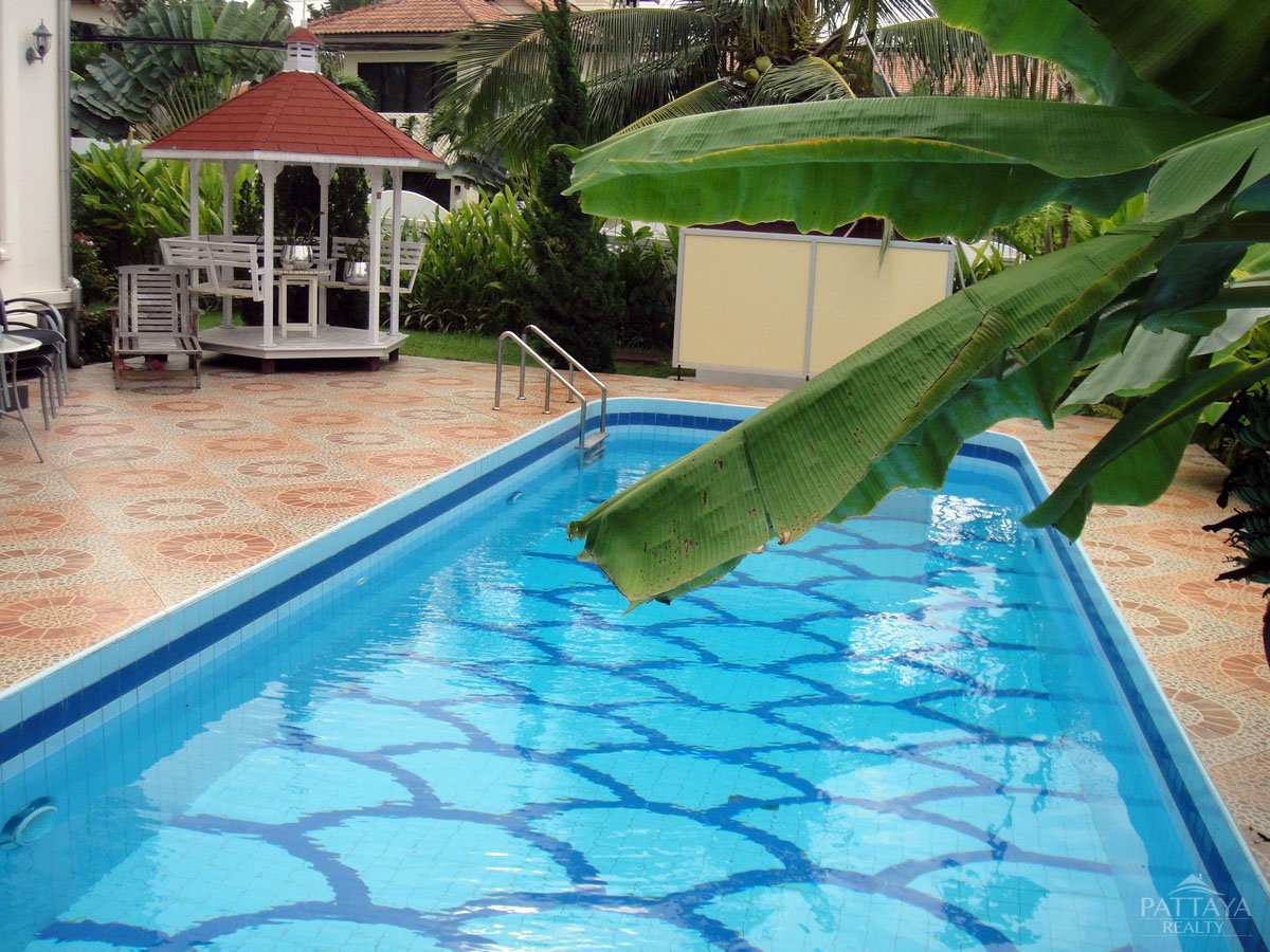 4 bedrooms Cafe / restaurant in Pattaya, Thailand No. 1401